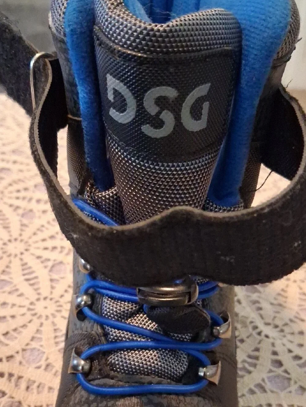 DSG Kids Blue and Black Winter Boots with Hook-and-Loop Strap